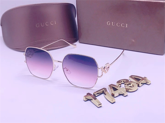 Gucci Sunglass A 180